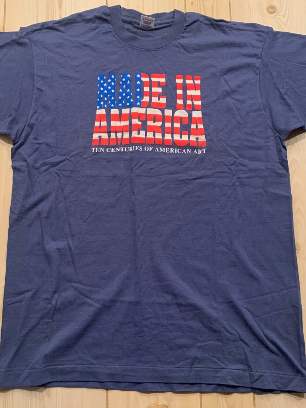 Vintage 90s Made In America 10 Centuries of American Art Museum Book T-Shirt XL